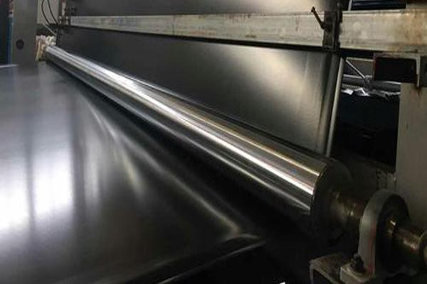 土工膜防滲原理揭秘：了解防水工程的秘密