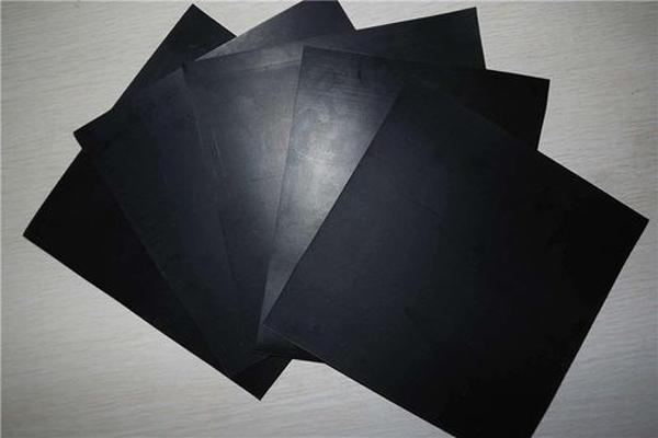 與傳統(tǒng)材料相比，HDPE土工膜的優(yōu)勢解析  第2張