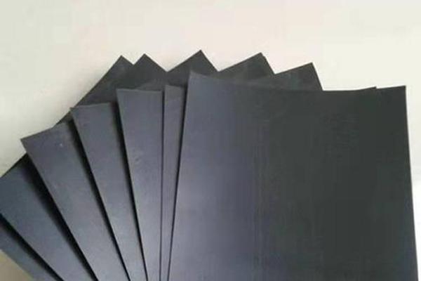 光面土工膜對生態(tài)環(huán)境保護的積極影響 第2張